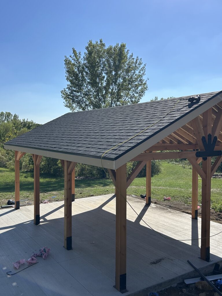 roofer in Claycomo missouri