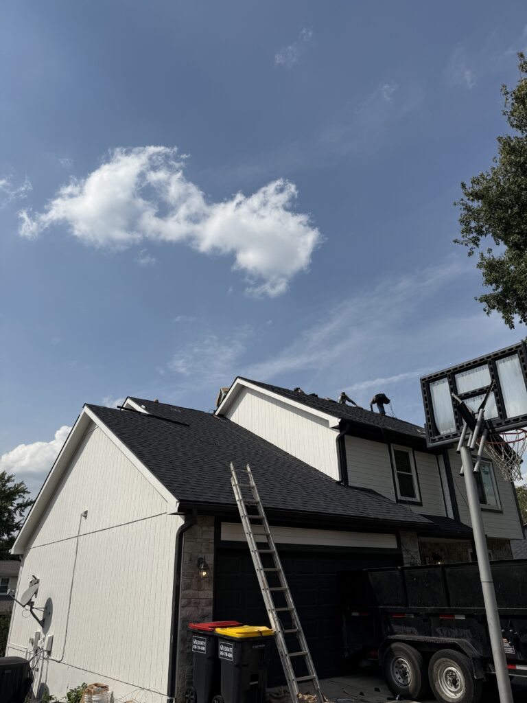 roofer in Sugar Creek missouri